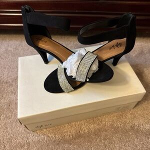 Phillys two piece black and silver heels